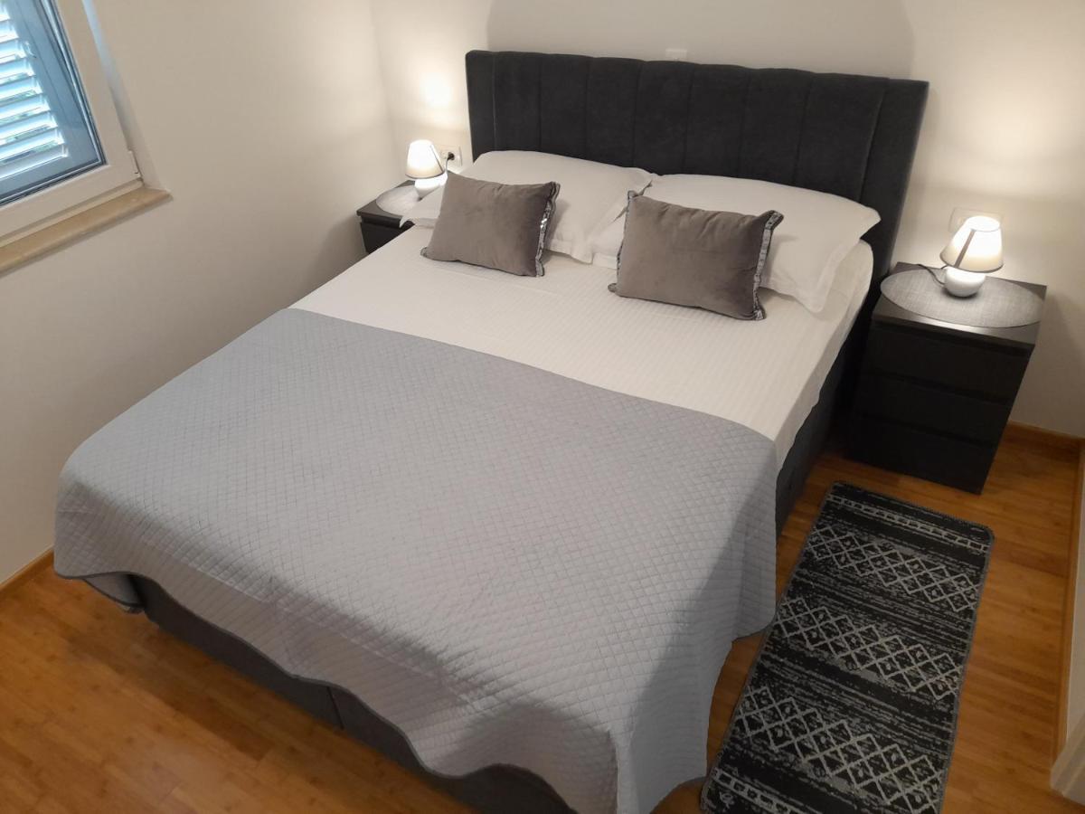 Lavanda Apartments สเวติ เปตาร์ ภายนอก รูปภาพ