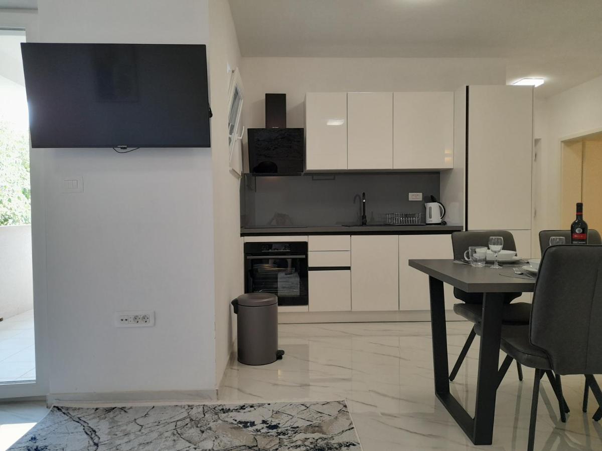 Lavanda Apartments สเวติ เปตาร์ ภายนอก รูปภาพ