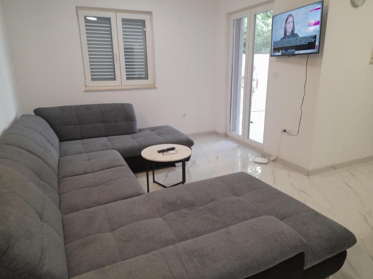 Lavanda Apartments สเวติ เปตาร์ ภายนอก รูปภาพ