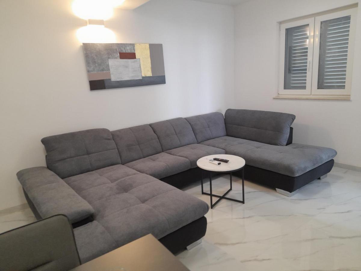 Lavanda Apartments สเวติ เปตาร์ ภายนอก รูปภาพ