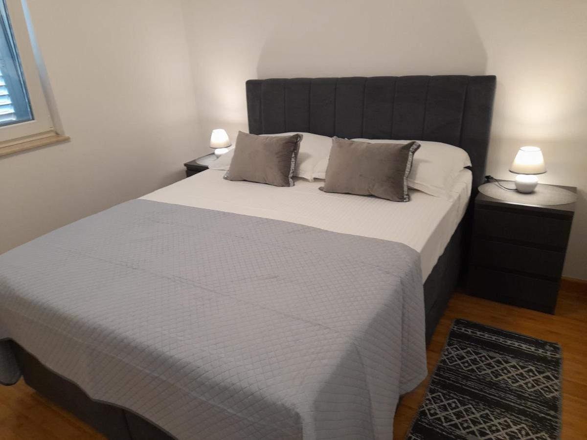 Lavanda Apartments สเวติ เปตาร์ ภายนอก รูปภาพ