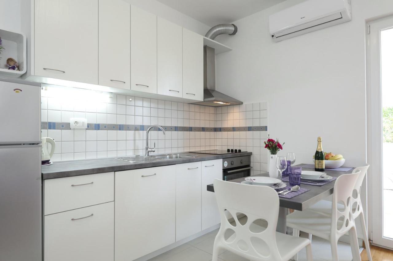 Lavanda Apartments สเวติ เปตาร์ ภายนอก รูปภาพ